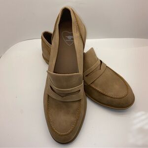 Tan Rocket Dog Suede Loafers Size 10 NWOT